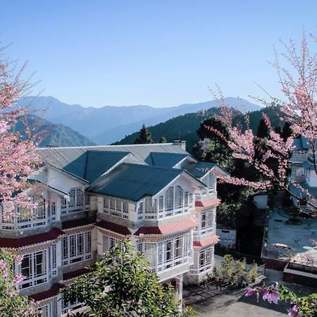 Norbu Ghangh Retreat & Spa Pemayangtse ภายนอก รูปภาพ