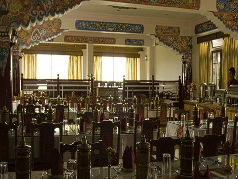Norbu Ghangh Retreat & Spa Pemayangtse ภายนอก รูปภาพ